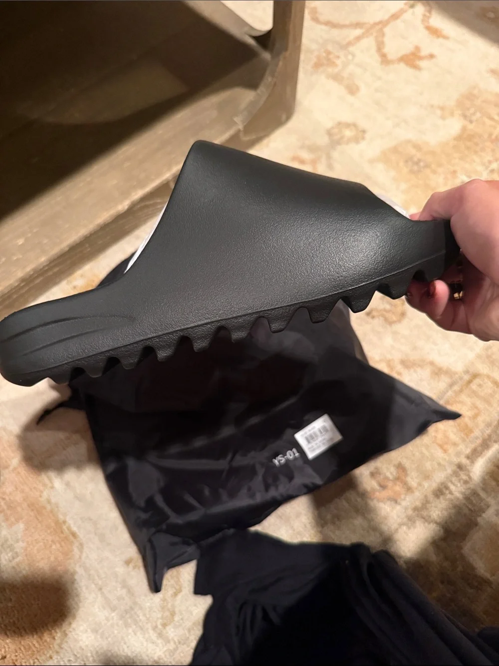Yeezy men’s slides